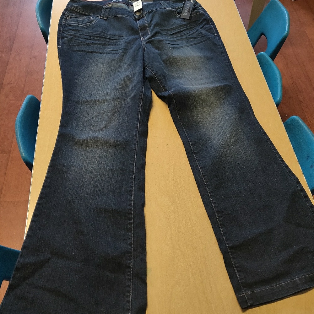 Wide leg / flare Jeans size 22 tall